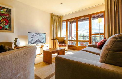 Stunning 3-bedroom apartment with mountain views - Foto 35