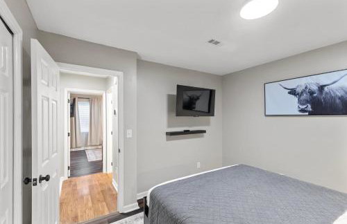 Renovated, Dog Friendly, Fenced Yard, Game RM - Foto 11