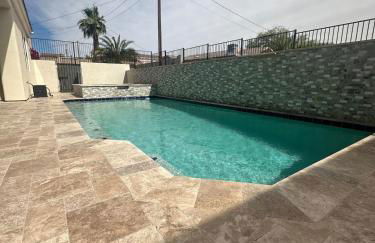 Beautiful New construction home - New Pool & Spa! - Foto 69