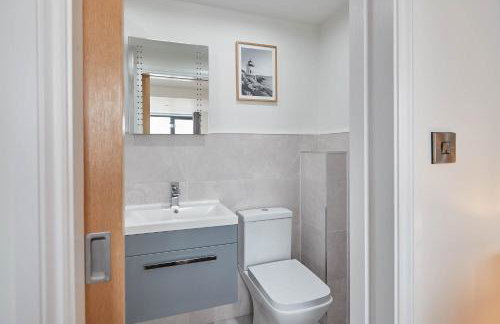 Host & Stay - Coastal Townhouse - Photo 28