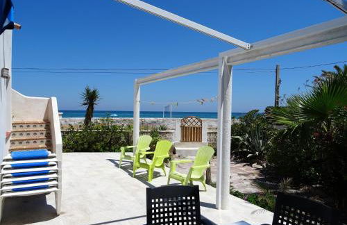 Villa at seafront with private garden-655 - Foto 20