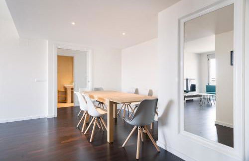 Port Forum Apartments by Olala Homes - Photo 89