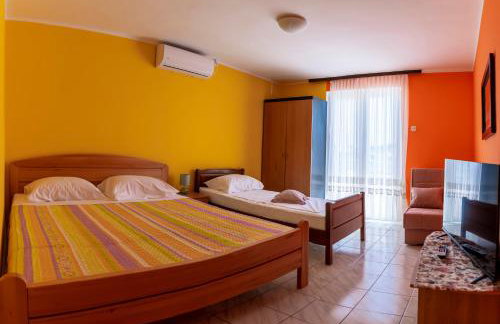 Apartments Mikulić - Photo 21