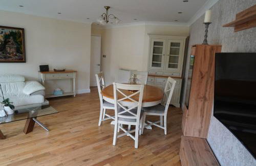 Central Woking - Photo 22