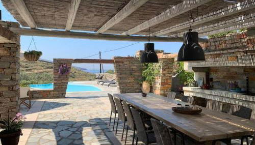 Relax Joy Villa - Easy Beach Access 150m Away - Foto 1