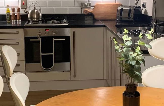 Cheerful 2-bed Cottage With 2 Free Parking, Leeds - Foto 6