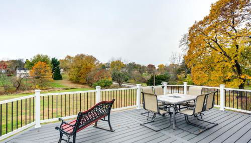 Family-Friendly Hatfield Home 3 Mi to Downtown! - Foto 2