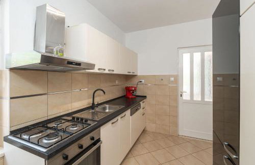 Villa Petmat - with private pool and 6 bedrooms - Photo 34