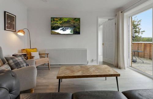 Tor Cottage -No Commercial Sign written Vehicles, Private Hot Tub , 2 Dogs Max,Fishing Nearby & Communal Swimming Pool ,Pool open April to September - Foto 11