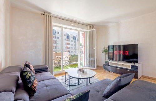 Séjour Cosy - 5 min Aéroport Orly - Parking Privée & Terrasse - Foto 18