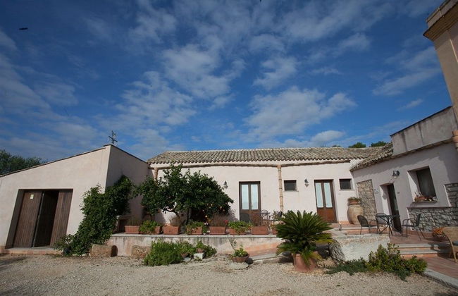 Agriturismo Baglio Donna Santa - Foto 1