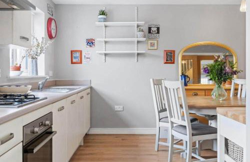 Modern Townhouse in Penryn with Private Parking - Foto 3