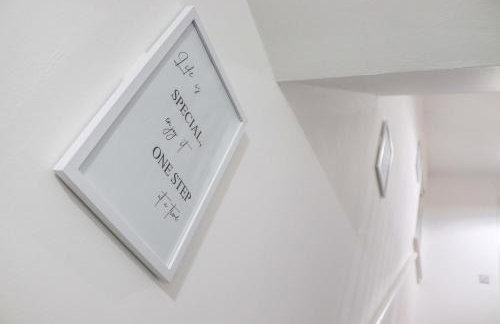 3Bedroom EnSuite SofaBed Sleeps upto 6 Contractors Families Long or Short Stay Free Parking WIFI - Foto 59