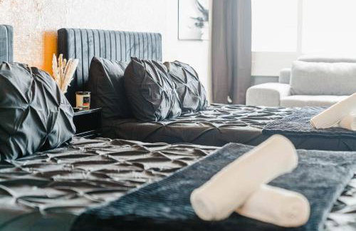 Spacious Beach Retreat | Oceanfront Pool & Tiki - Foto 31