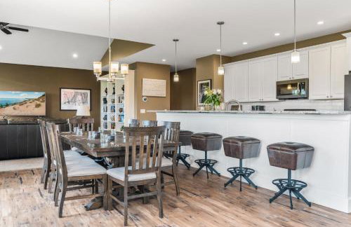 Golf in Luxury - 4BDR Home on Agaming Golf Course - by Torch Lake - Foto 3