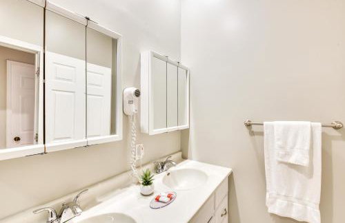 Cozy Sawyer Apartment - 2 Mi to Warren Dunes Park! - Foto 19