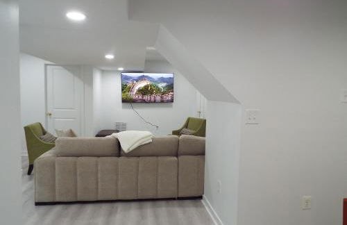 9 Bedroom 6 Bath - Entire House - Foto 16