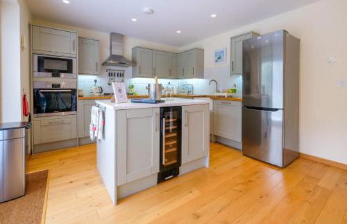 6 The Salterns - Yarmouth - Photo 24