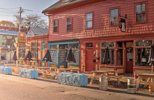 Inviting Salem Apartment Near Waterfront and Museums - Foto 29