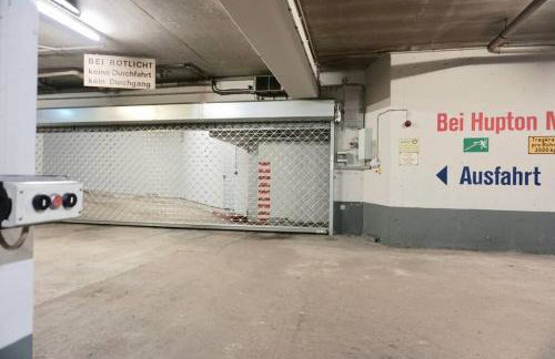 Modernes City Apartment in Top Lage, Balkon, kostenloser Parkplatz max 1,65m Höhe und 1,8m Breite - Foto 8