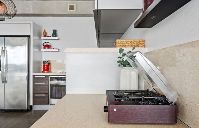 Otium Rentals Vacation Rental w Relaxing View - Photo 21