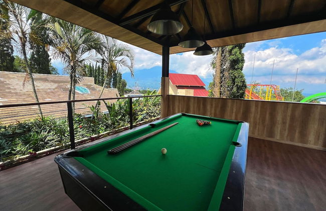 Villa Klub Bunga - by The Batu Hotel Batu Malang - Foto 2