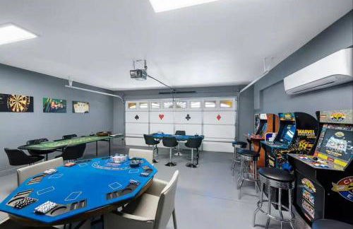 Desert Bliss Paradise - Arcade, Casino, Play Area ,Pool , Hot tub - Foto 5