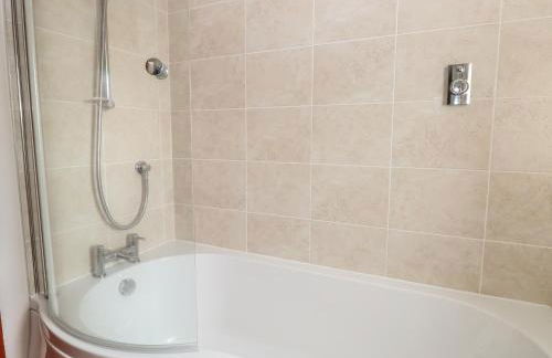 Seaview Cottage - Photo 16