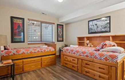 New Listing - Doc's Place - Beautiful Hot Tub Views - Foto 5