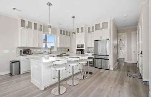 Beach view, prime location, EV charger, 6 parking - Foto 11