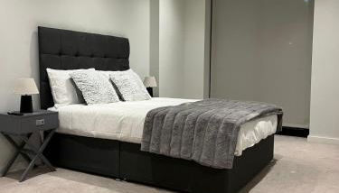 High-end 2 Bed Retreat - AO Arena & Victoria Stn - Foto 2