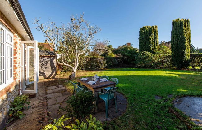 Quaint Coastal Cottage - 5 Mins From Beach - Foto 56