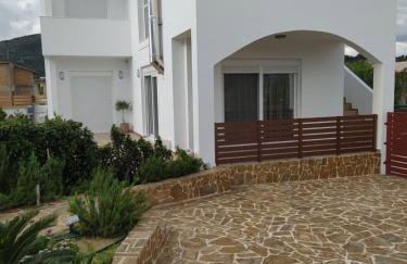 Rosemary Rhodes Villa - Photo 26