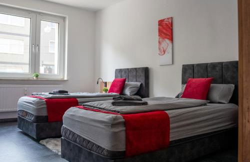 Livemore24 - Apartment 4 in Duisburg WLAN - Smart-TV - 24-7 Check-in und Küche - Photo 5