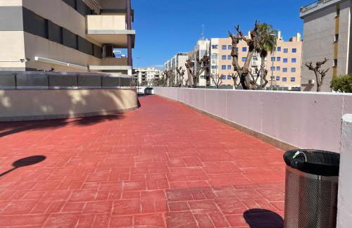 Excelente ático con gran terraza y barbacoa en Canet d'en Berenguer - Photo 49