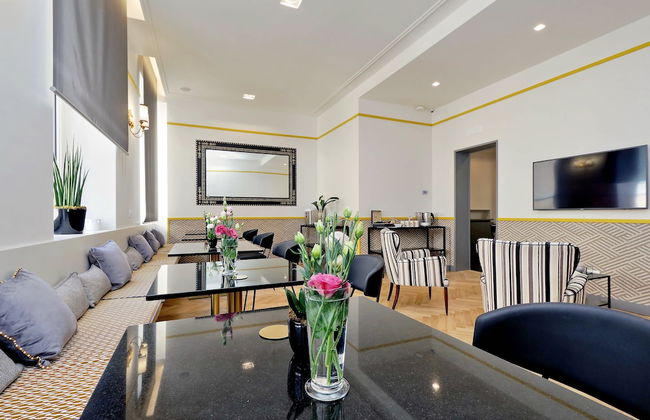 Roma Five Suites - Photo 3