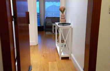 Superbe STUDIO (28m2) avec terrasse / vue TOUR EIFFEL / PUTEAUX - Foto 10