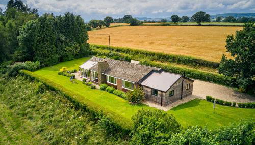 Pendennis at Eaton Manor - Foto 3, Garden, Garden view