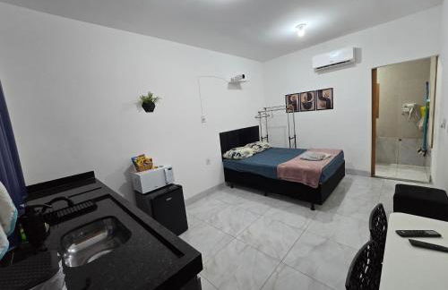 Flat completo 7 com ar condicionado e local calmo e tranquilo - Foto 1