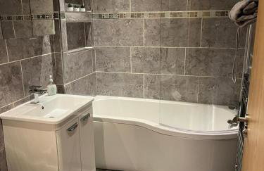 Contemporary apartment Great Location with private car park - Foto 4