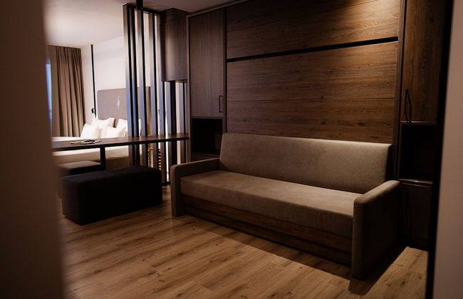 LH Suites Aparthotel - NEW since 2025 - Photo 19