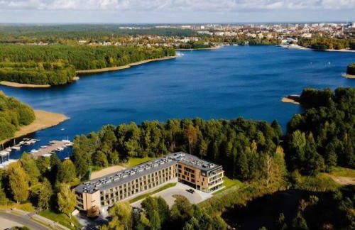 VIDOK Golden Lake Apartments - Photo 5