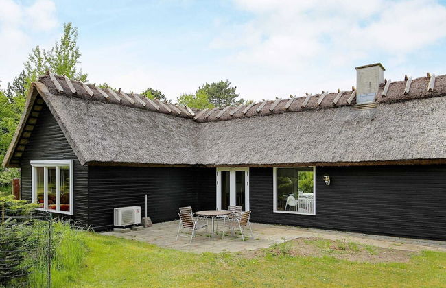 10 Person Holiday Home in Farevejle - Foto 23