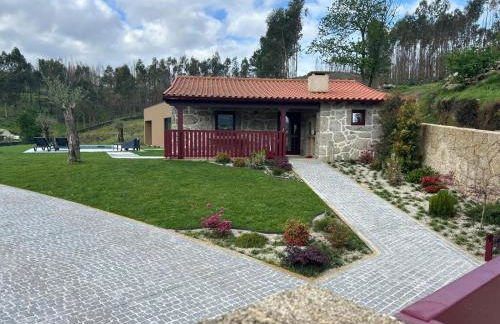 Casa Encosta do Monte - Foto 11