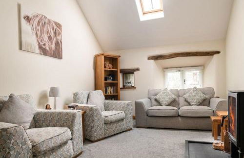 GORSE BARN - A cosy barn conversion in North Wales with a log burner - Photo 1