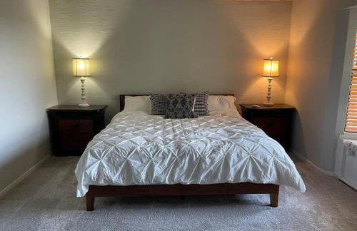 4-bedroom home with gorgeous view - Photo 6