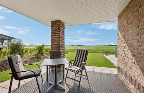 Cozy Apartment In Ovelgönne With Sauna - Foto 2