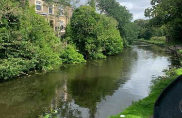 Dane Guest House Free Parking Fast WiFi Modern Living - Foto 1