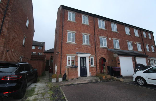 Southdown House - Photo 1