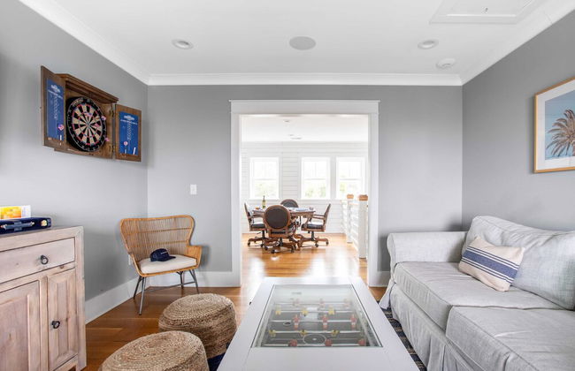 1blck to Beach, Pool, Firepit, Outdoor Kitchen, Game Room Pelican by Avantstay - Foto 12